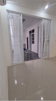 Rumah Disewakan Semi Furnished di Taman Beverly Lippo Cikarang